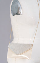 Cargar imagen en el visor de la galería, LA REGALE CONVERTIBLE ANNA CRYSTAL FLAP ENVELOPE CLUTCH