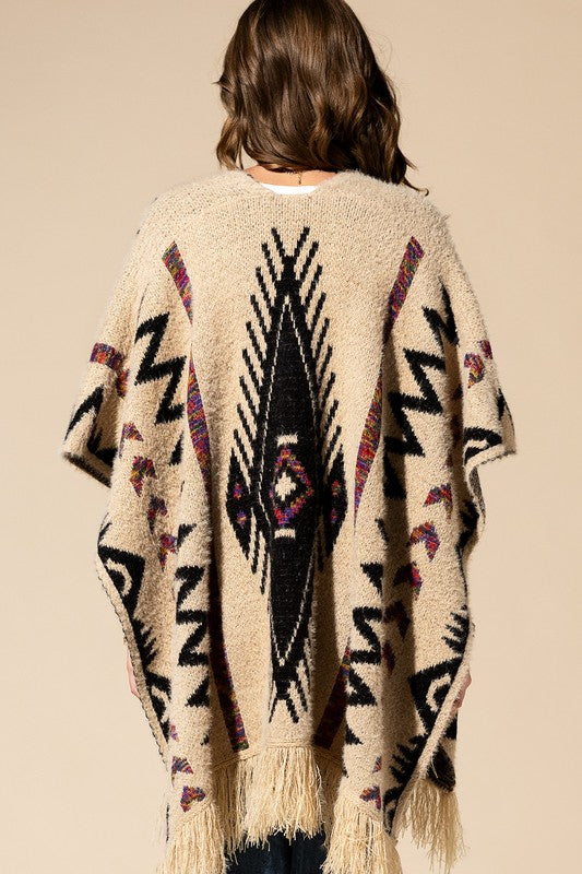 AZTEC PATTERN KNIT RUANA