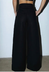 Wide leg pants