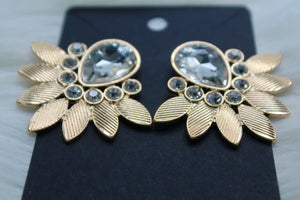 CHRYSANTHEMUM SISTER  EARRINGS